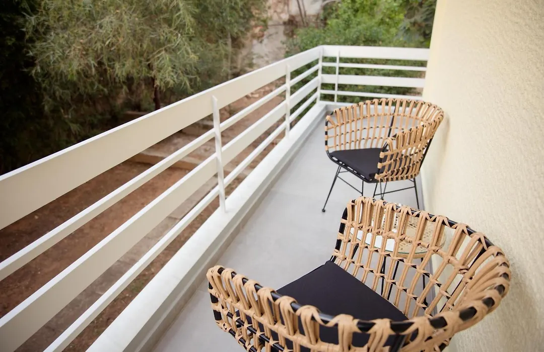 J&B Apartment-1